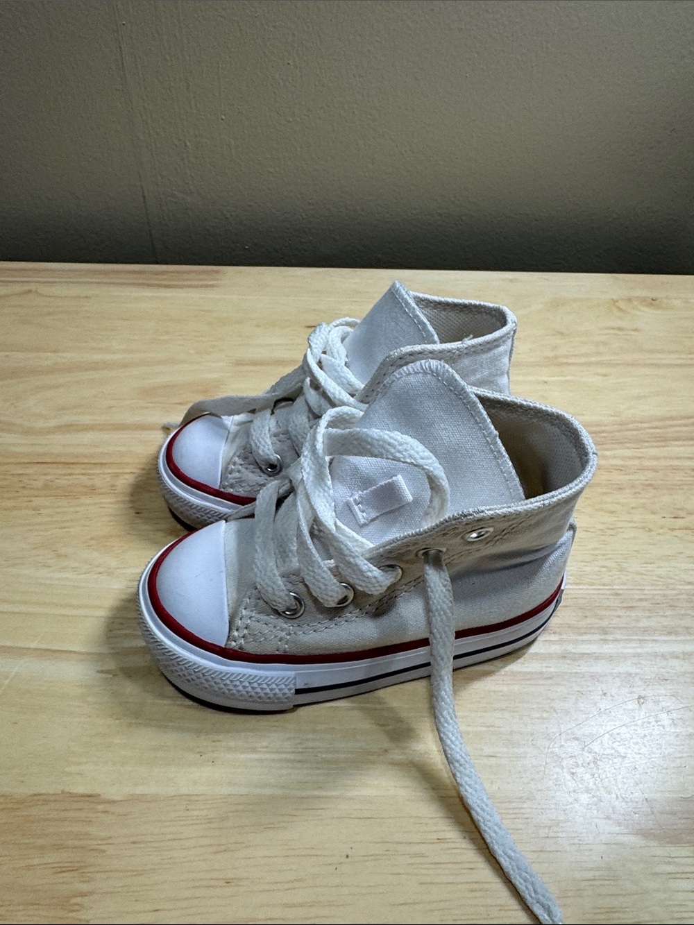 Chuck Taylors White High-Top Kids Sneakers with Red Stripe